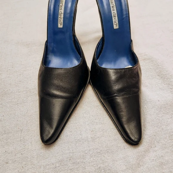 Charles David Black Leather Mules - Picture 2 of 6